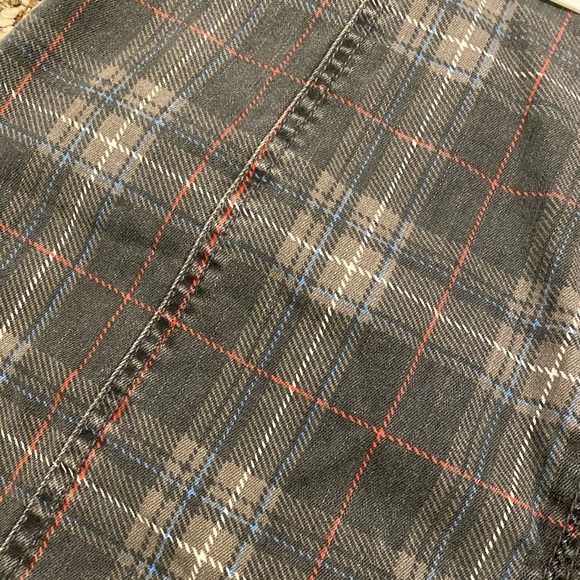Tinseltown Plaid skirt, with tags - Picture 3 of 4